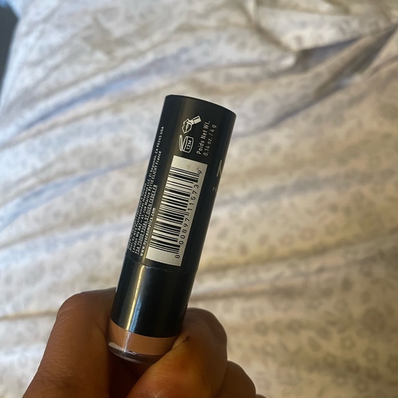 NYX lipstick shade 522 - Picture 6 of 6